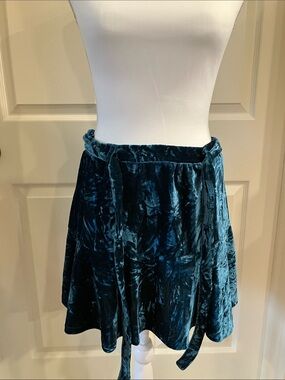 SO Teal Circle Skirt with Self-Tie  NWOT